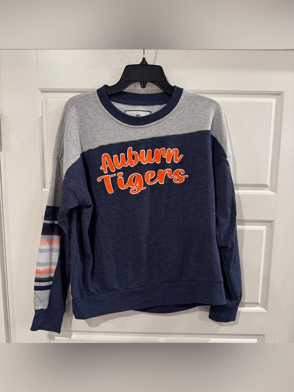 Colosseum Auburn Tigers Pullover Sweatshirt Women’s Size Large